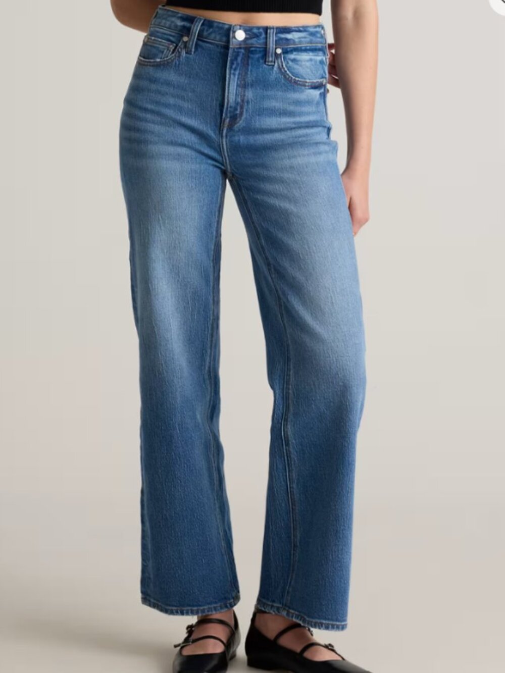 Quince Women's Straight Leg Jeans - Medium Blue Wash